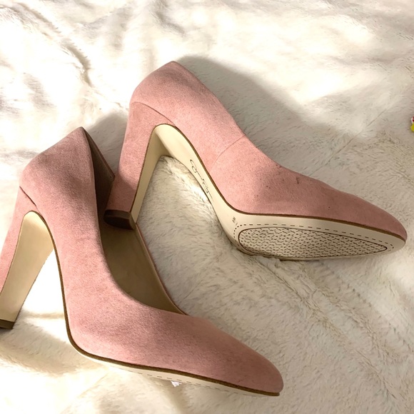Jessica Simpson heels in size 9 - Picture 7 of 7